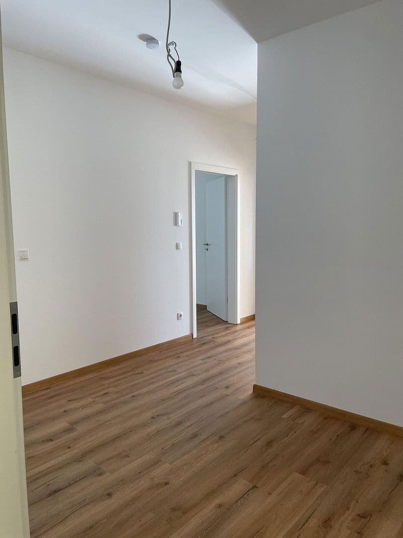 Pronájem bytu 4+1 92 m², Marktplatz 11, Untergriesbach, Bavorsko Pronájem bytu 4+1 92 m², Marktplatz 11, Untergriesbach, Bavorsko