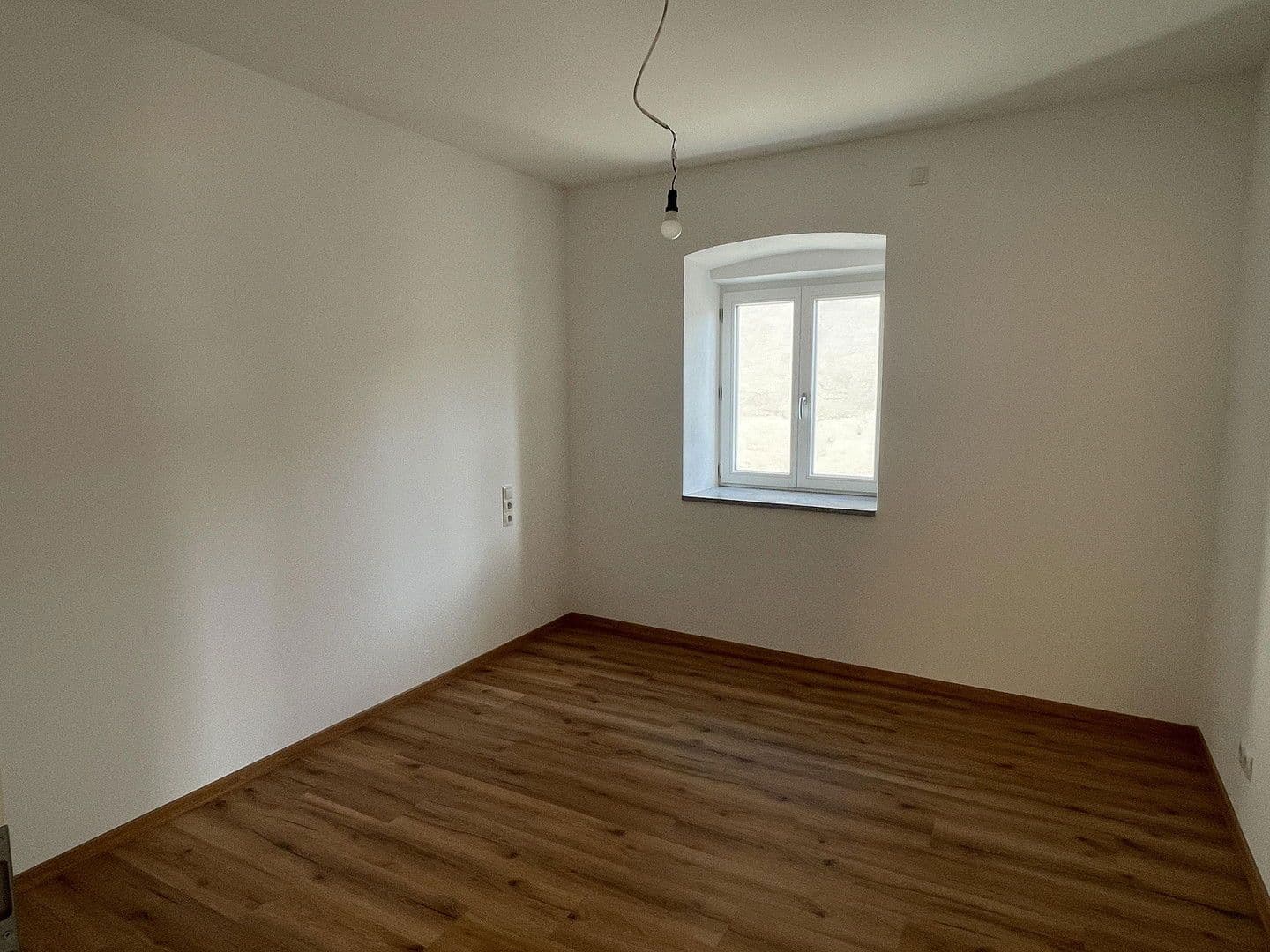 Pronájem bytu 4+1 92 m², Marktplatz 11, Untergriesbach, Bavorsko Pronájem bytu 4+1 92 m², Marktplatz 11, Untergriesbach, Bavorsko