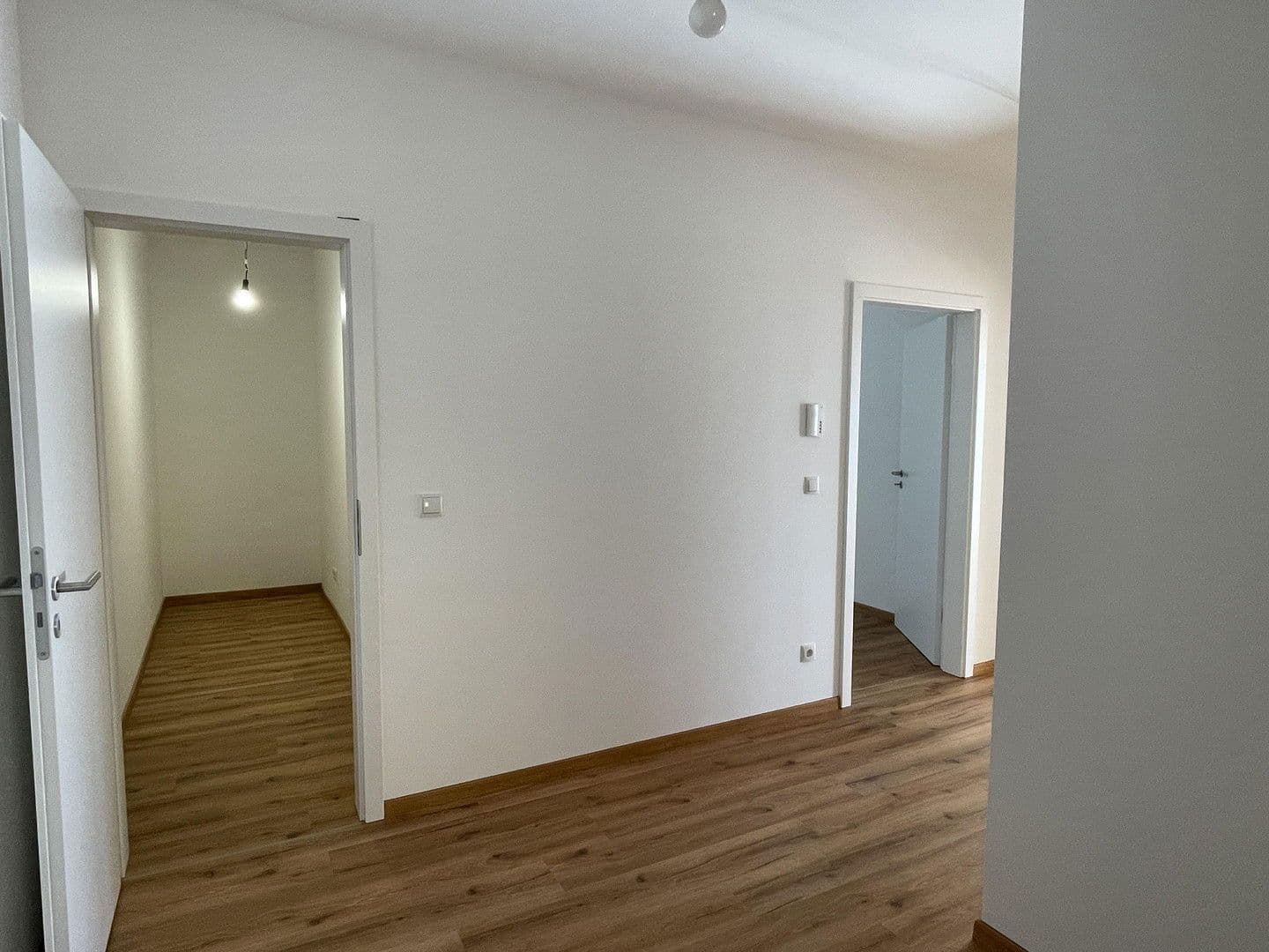 Pronájem bytu 4+1 92 m², Marktplatz 11, Untergriesbach, Bavorsko Pronájem bytu 4+1 92 m², Marktplatz 11, Untergriesbach, Bavorsko
