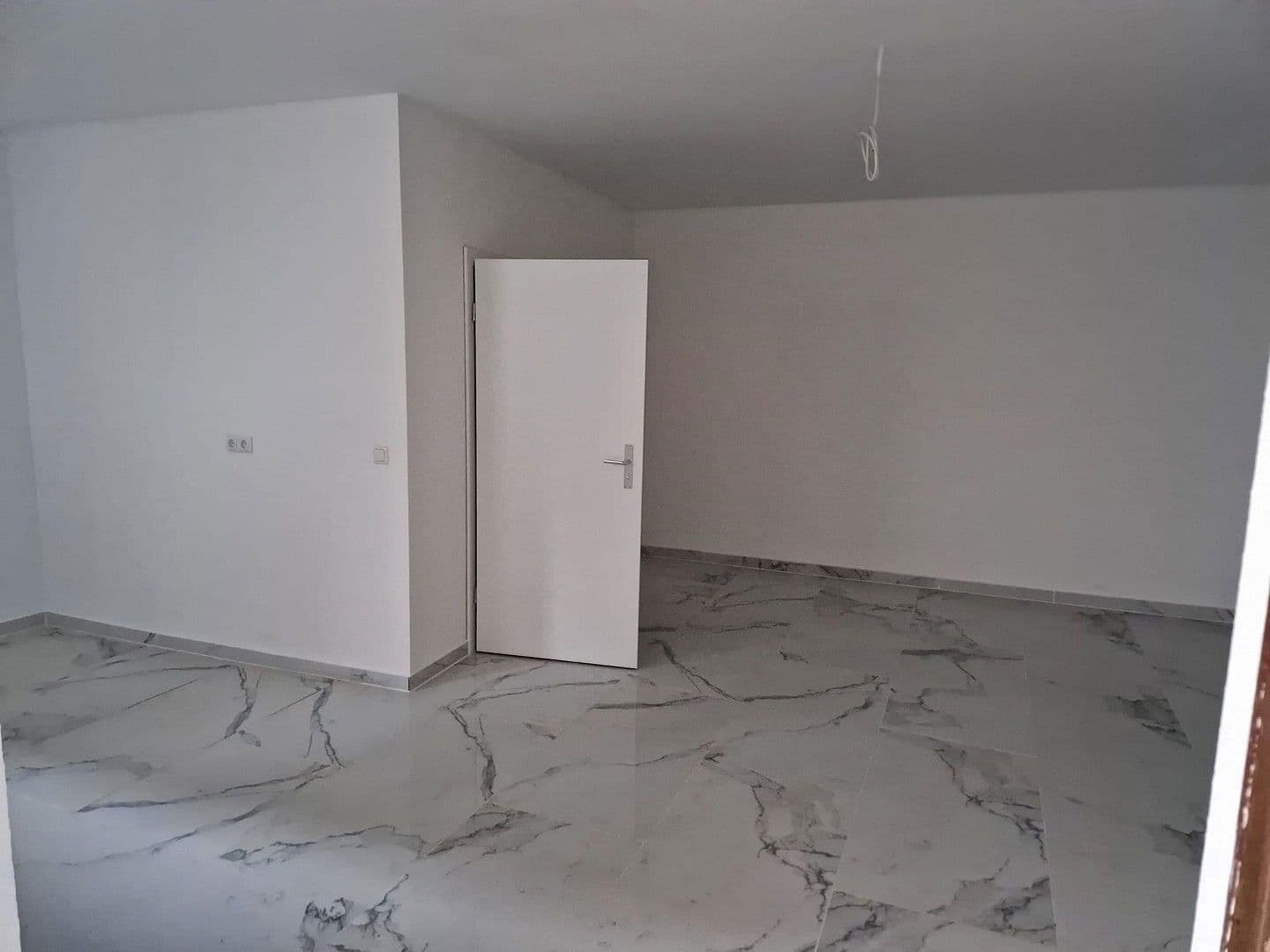 Pronájem bytu 6+1 218 m², Dahlener Straße 100, Mönchengladbach, Severní Porýní-Vestfálsko Pronájem bytu 6+1 218 m², Dahlener Straße 100, Mönchengladbach, Severní Porýní-Vestfálsko