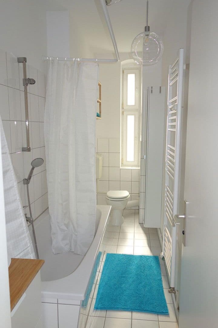 Pronájem bytu 1+1 36 m², Berlin, Berlín Pronájem bytu 1+1 36 m², Berlin, Berlín