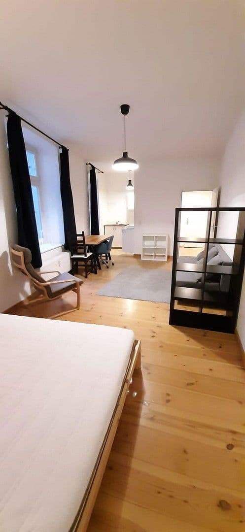 Pronájem bytu 1+1 36 m², Berlin, Berlín Pronájem bytu 1+1 36 m², Berlin, Berlín