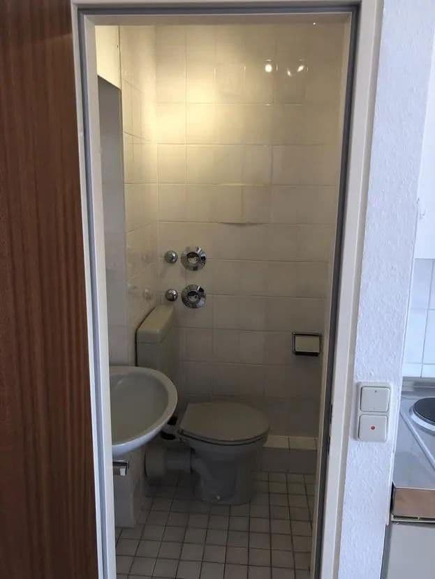 Pronájem bytu 1+1 22 m², Halmhuberstrasse 10-14, Mannheim-Rheinau, Bádensko-Württembersko Pronájem bytu 1+1 22 m², Halmhuberstrasse 10-14, Mannheim-Rheinau, Bádensko-Württembersko