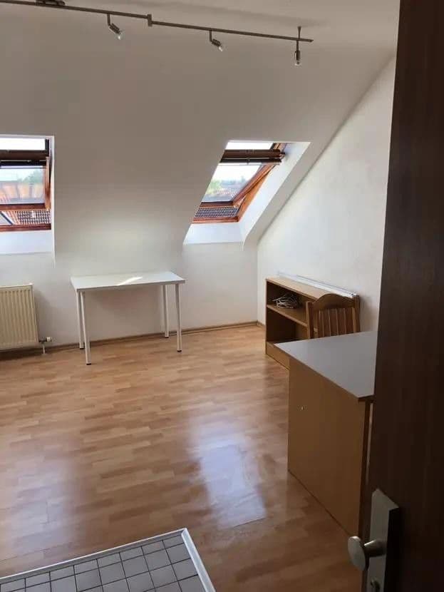 Pronájem bytu 1+1 22 m², Halmhuberstrasse 10-14, Mannheim-Rheinau, Bádensko-Württembersko Pronájem bytu 1+1 22 m², Halmhuberstrasse 10-14, Mannheim-Rheinau, Bádensko-Württembersko