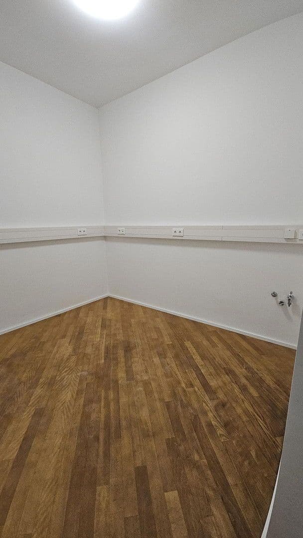 Pronájem nebytového prostoru 77 m², Pfauengasse 26, Ulm, Bádensko-Württembersko Pronájem nebytového prostoru 77 m², Pfauengasse 26, Ulm, Bádensko-Württembersko
