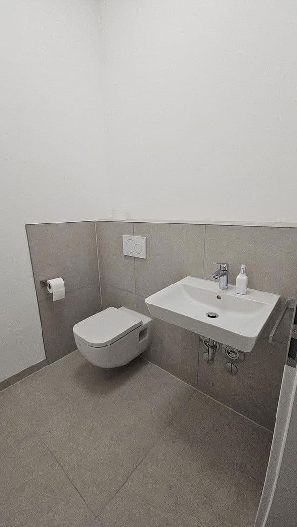 Pronájem nebytového prostoru 77 m², Pfauengasse 26, Ulm, Bádensko-Württembersko Pronájem nebytového prostoru 77 m², Pfauengasse 26, Ulm, Bádensko-Württembersko