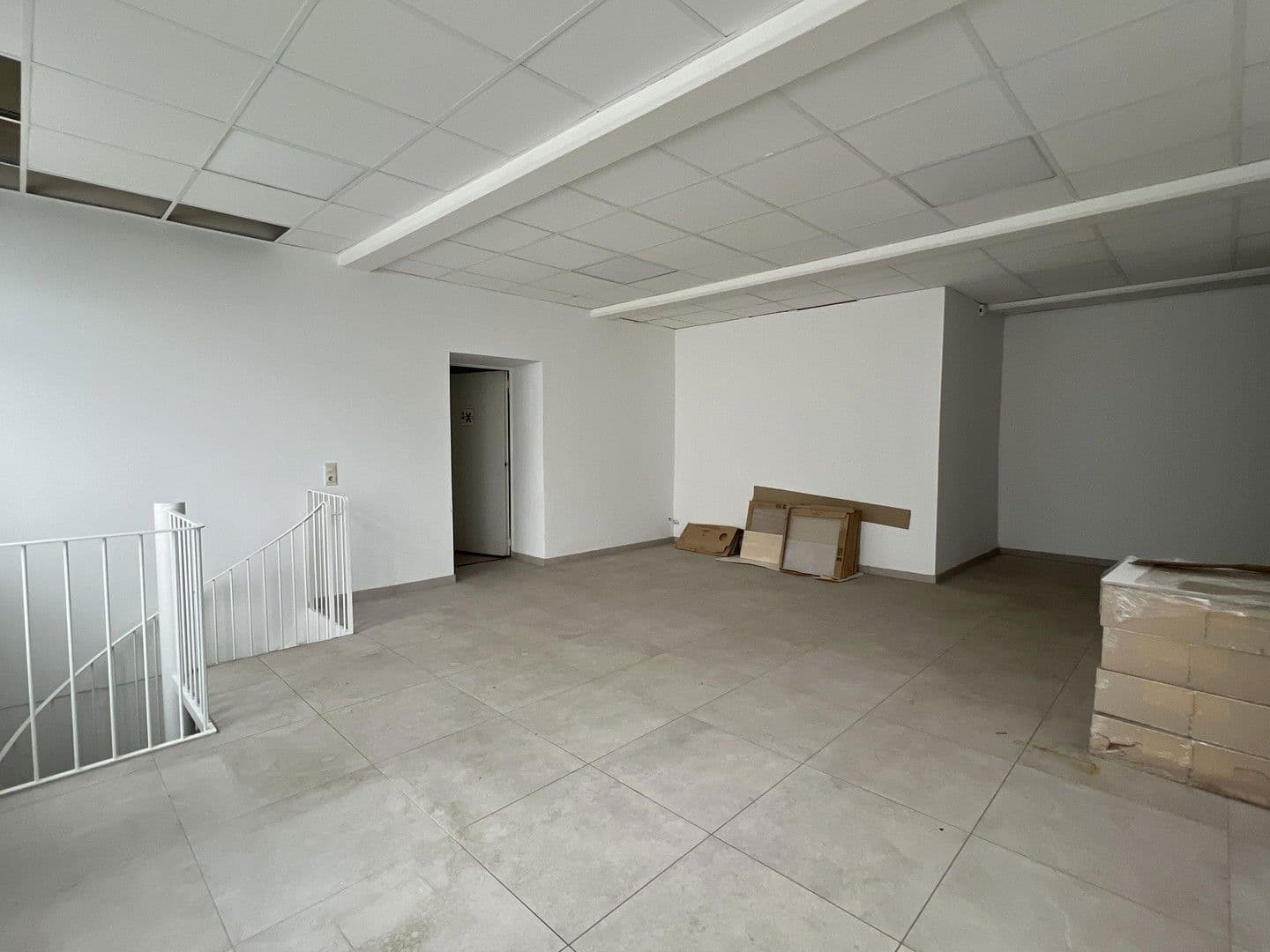 Pronájem kanceláře 1.000 m², Leverkusen, Severní Porýní-Vestfálsko Pronájem kanceláře 1.000 m², Leverkusen, Severní Porýní-Vestfálsko