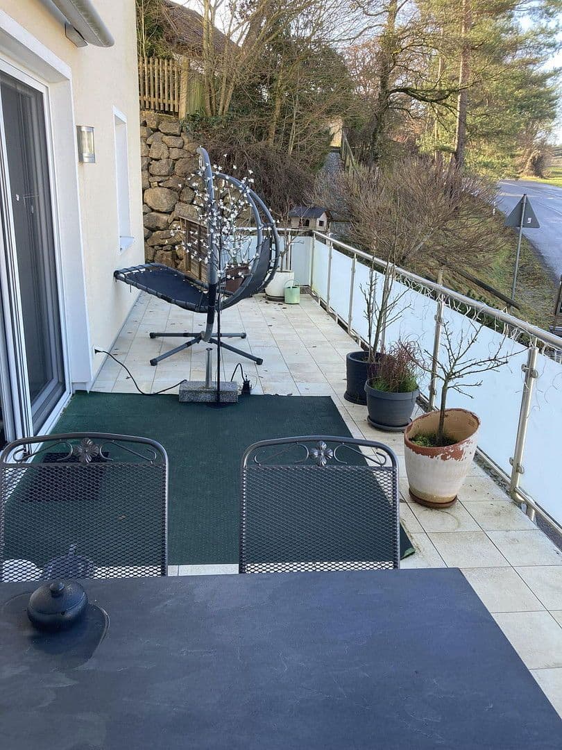 Pronájem bytu 3+1 123 m², Hanfelder Str. 7a, Oberbrunn, Bavorsko Pronájem bytu 3+1 123 m², Hanfelder Str. 7a, Oberbrunn, Bavorsko