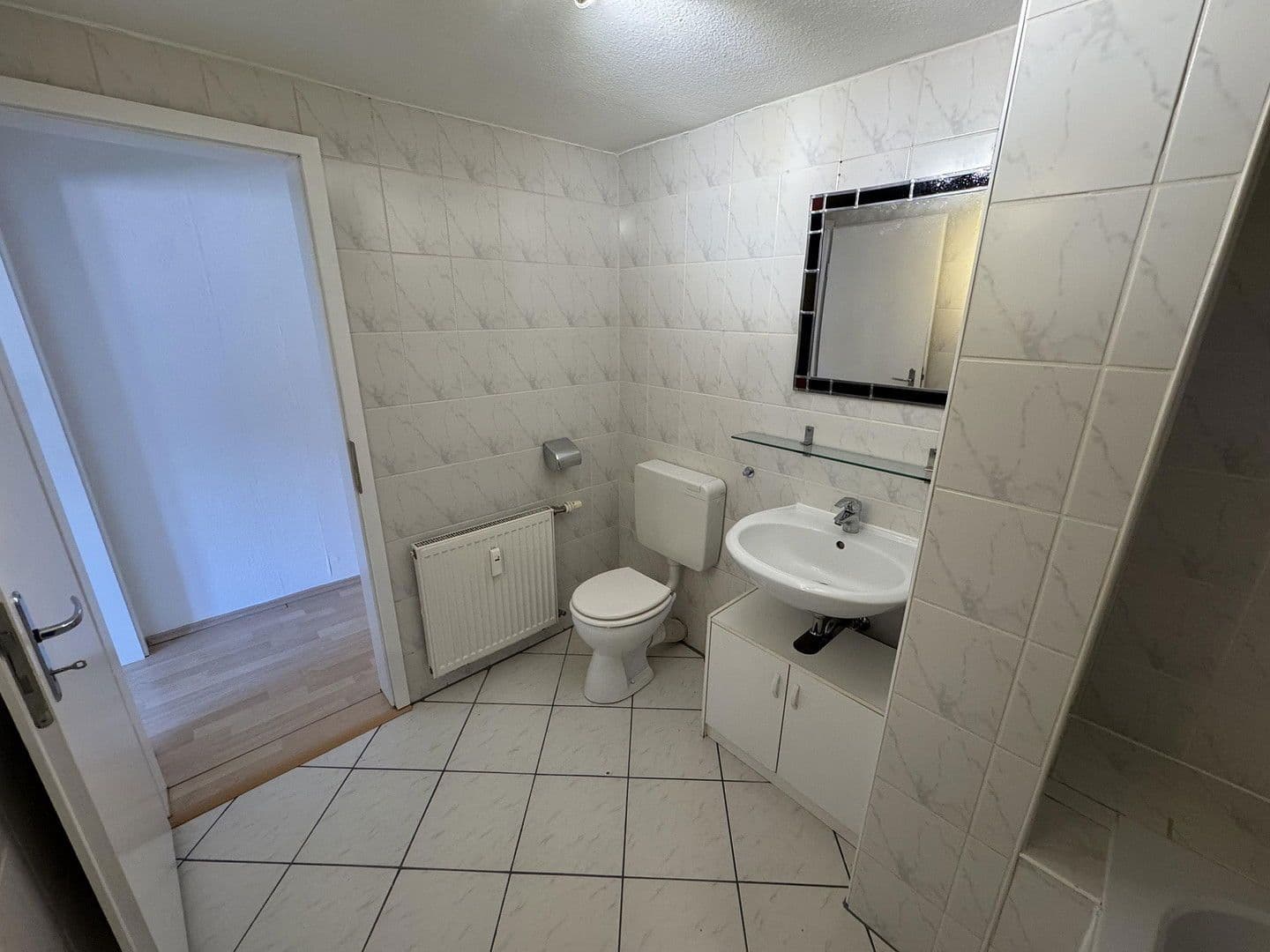 Pronájem bytu 2+1 51 m², Friedberger Landstraße 85, frankfurt am Main, Hessen Pronájem bytu 2+1 51 m², Friedberger Landstraße 85, frankfurt am Main, Hessen