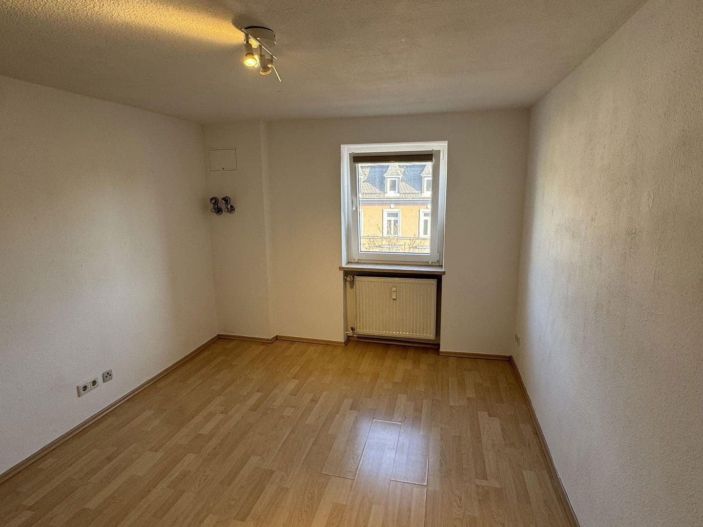 Pronájem bytu 2+1 51 m², Friedberger Landstraße 85, frankfurt am Main, Hessen Pronájem bytu 2+1 51 m², Friedberger Landstraße 85, frankfurt am Main, Hessen
