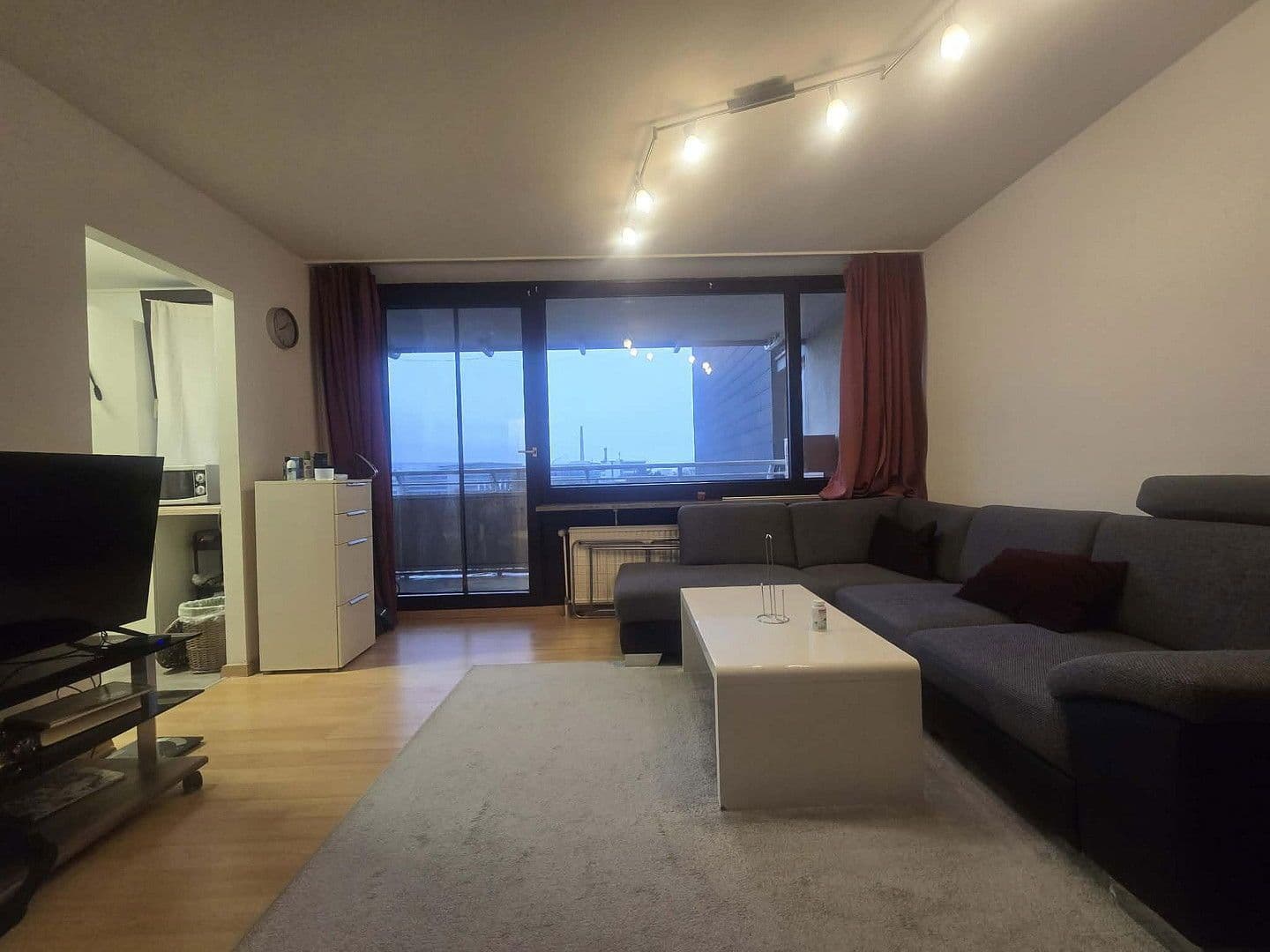 Pronájem bytu 1+1 39 m², Waldeysenstr. 17, Ingolstadt, Bavorsko Pronájem bytu 1+1 39 m², Waldeysenstr. 17, Ingolstadt, Bavorsko