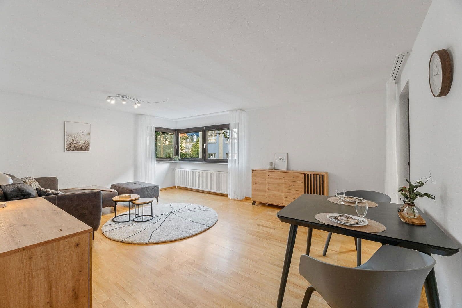 Prodej bytu 2+1 64 m², Reutlingen, Bádensko-Württembersko Prodej bytu 2+1 64 m², Reutlingen, Bádensko-Württembersko
