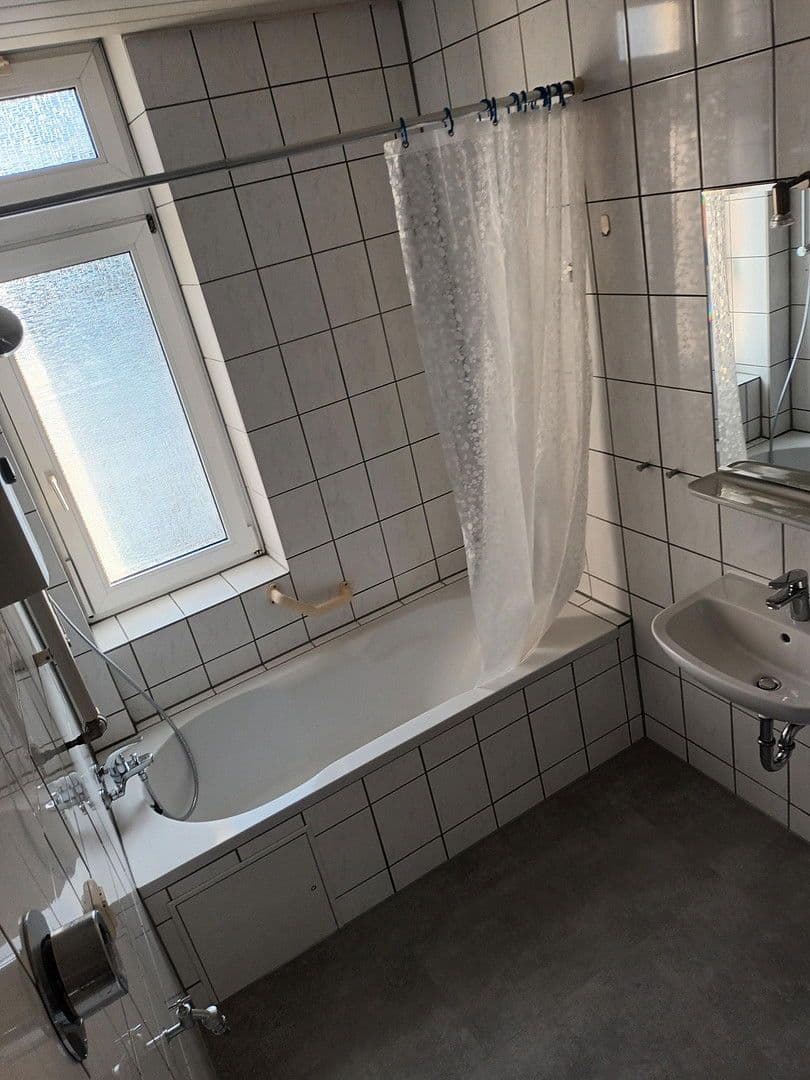 Pronájem bytu 3+1 75 m², Frankfurt am Main, Hessen Pronájem bytu 3+1 75 m², Frankfurt am Main, Hessen