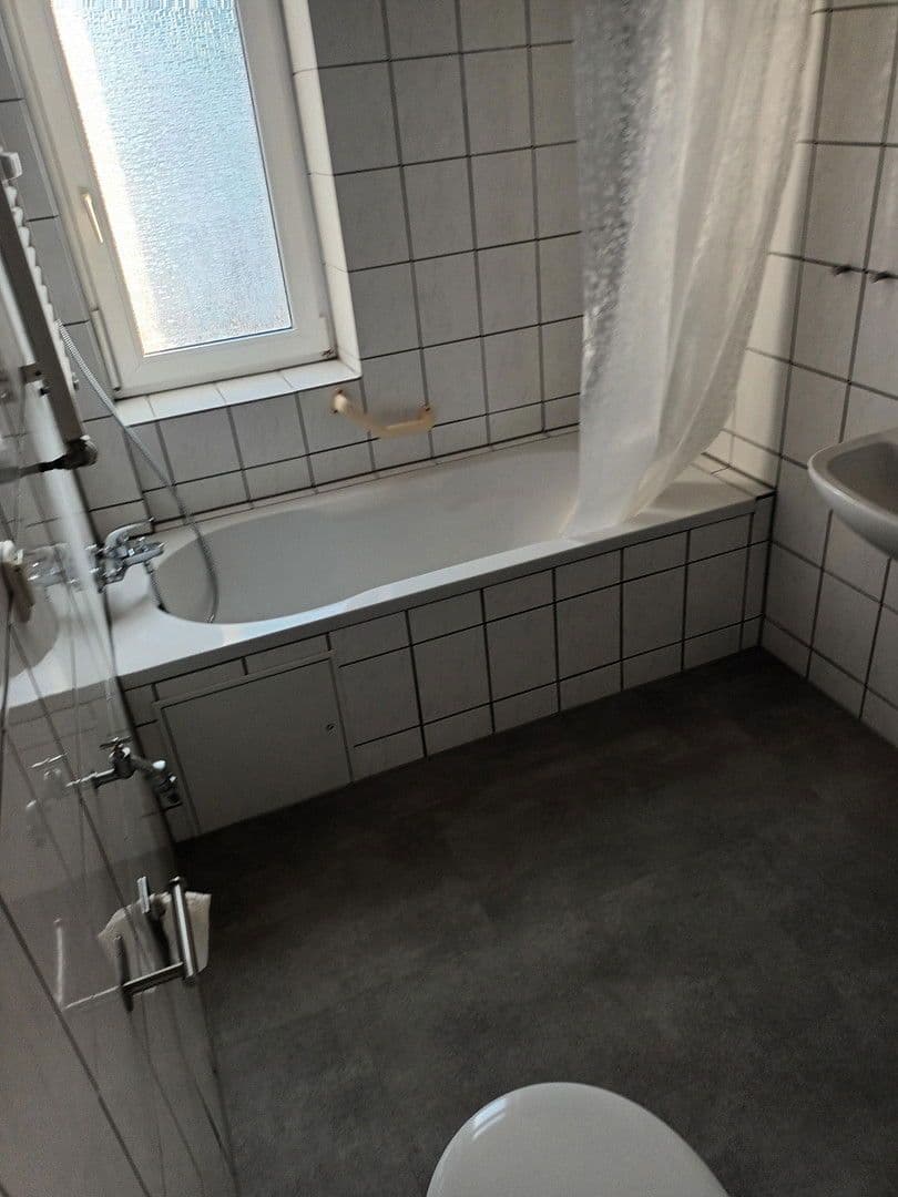 Pronájem bytu 3+1 75 m², Frankfurt am Main, Hessen Pronájem bytu 3+1 75 m², Frankfurt am Main, Hessen