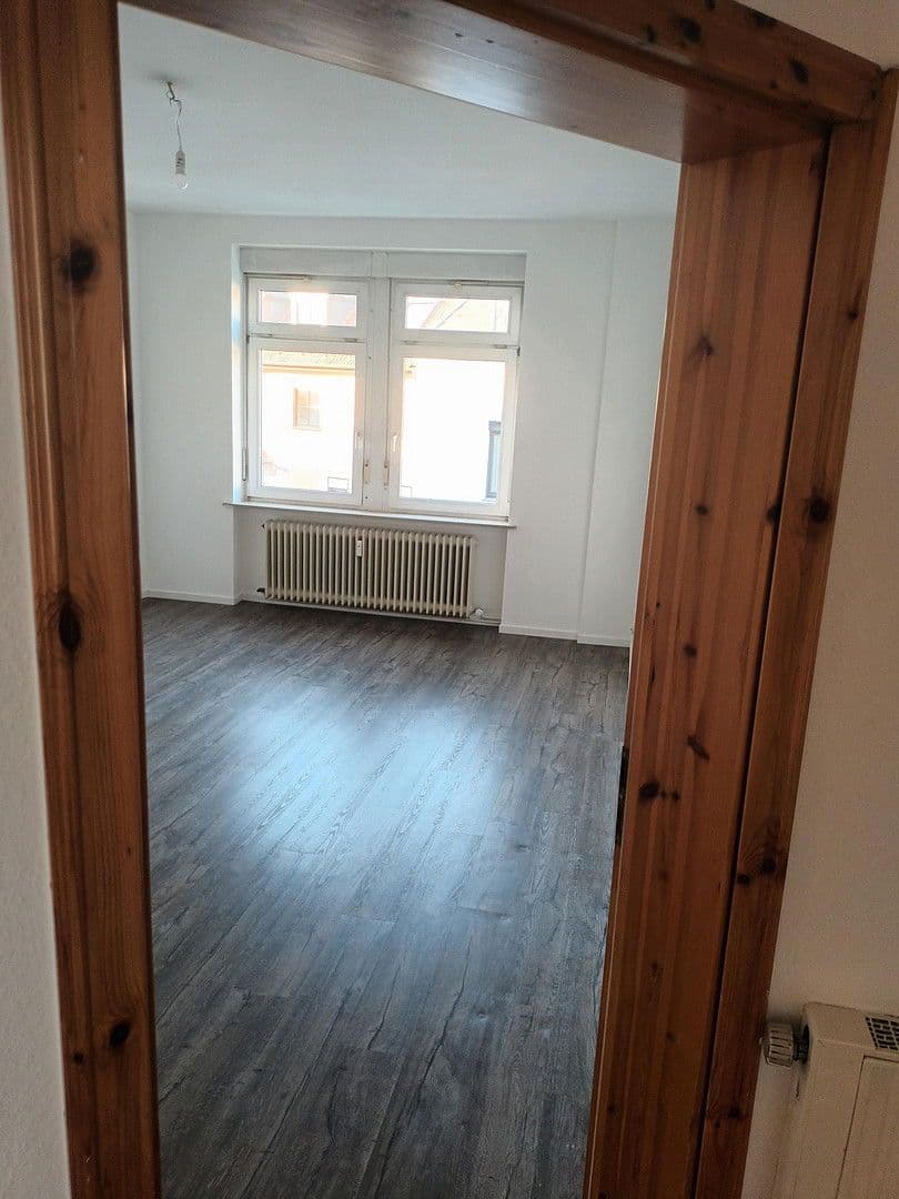 Pronájem bytu 3+1 75 m², Frankfurt am Main, Hessen Pronájem bytu 3+1 75 m², Frankfurt am Main, Hessen