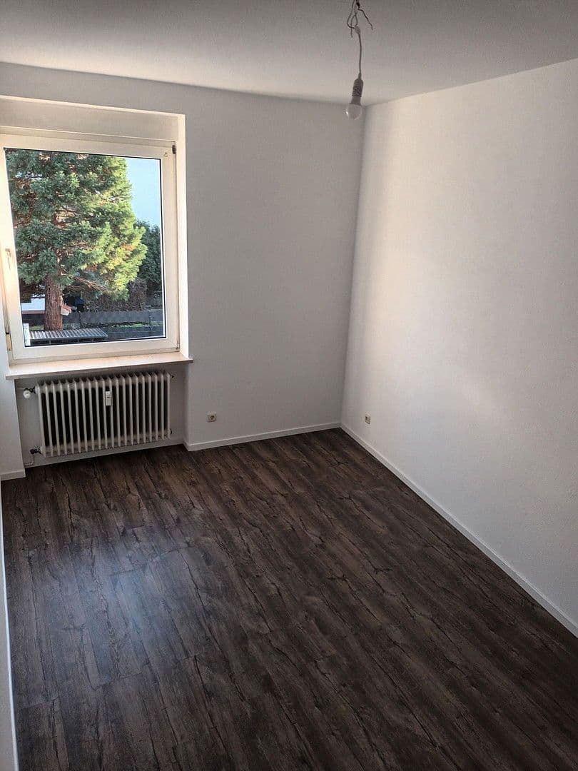 Pronájem bytu 3+1 75 m², Frankfurt am Main, Hessen Pronájem bytu 3+1 75 m², Frankfurt am Main, Hessen