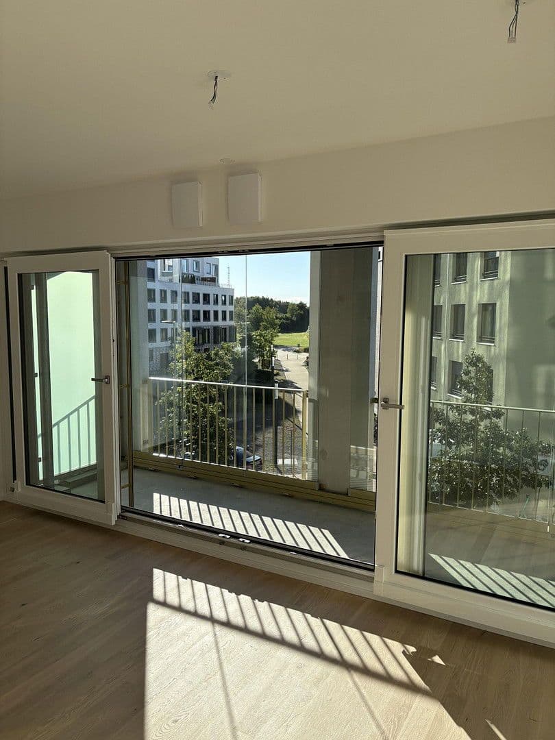 Pronájem bytu 1+1 35 m², Paul Gerhardt Allee, München, Bavorsko Pronájem bytu 1+1 35 m², Paul Gerhardt Allee, München, Bavorsko