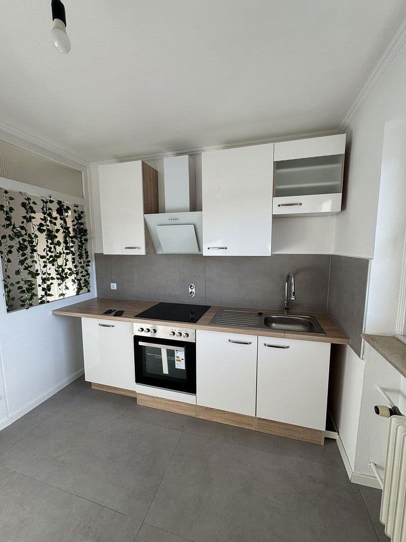 Pronájem bytu 3+1 88 m², Fontanestr. 5, Lüdenscheid, Severní Porýní-Vestfálsko Pronájem bytu 3+1 88 m², Fontanestr. 5, Lüdenscheid, Severní Porýní-Vestfálsko