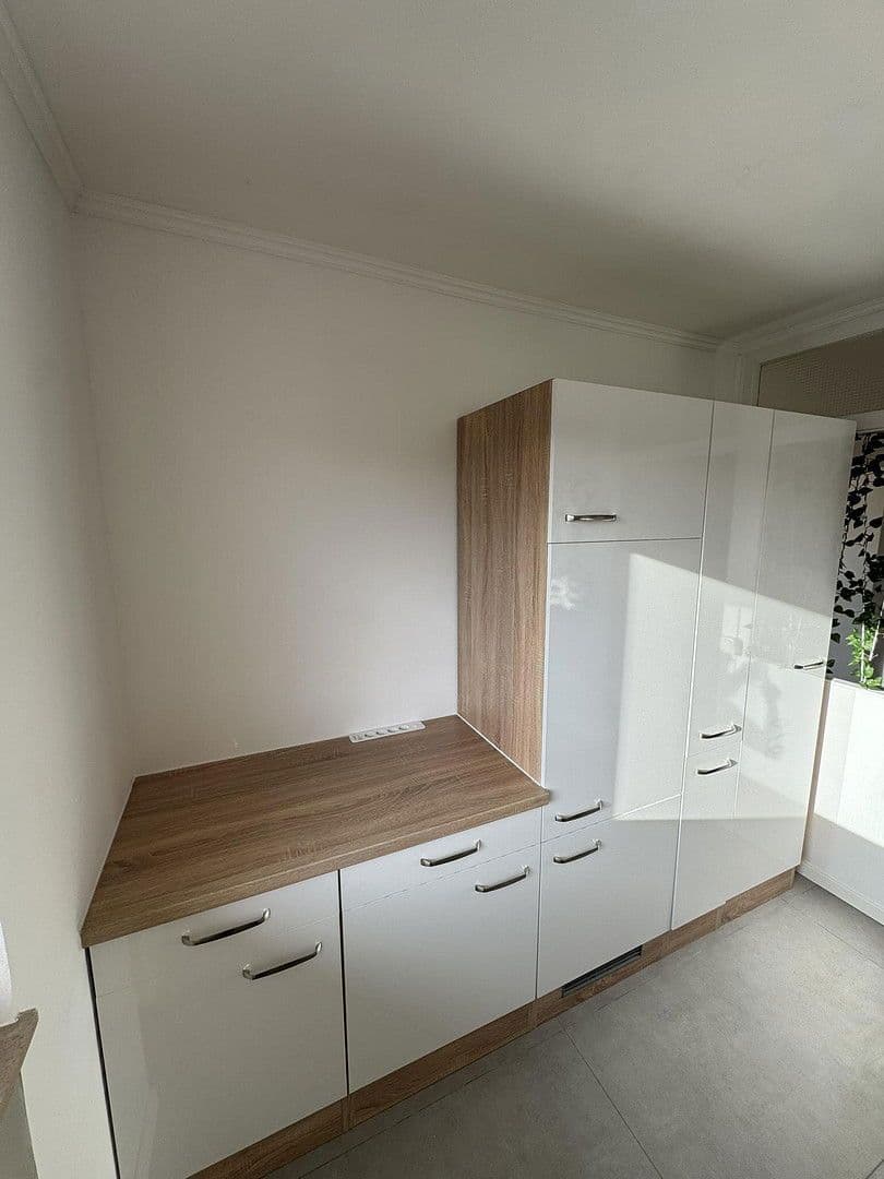 Pronájem bytu 3+1 88 m², Fontanestr. 5, Lüdenscheid, Severní Porýní-Vestfálsko Pronájem bytu 3+1 88 m², Fontanestr. 5, Lüdenscheid, Severní Porýní-Vestfálsko