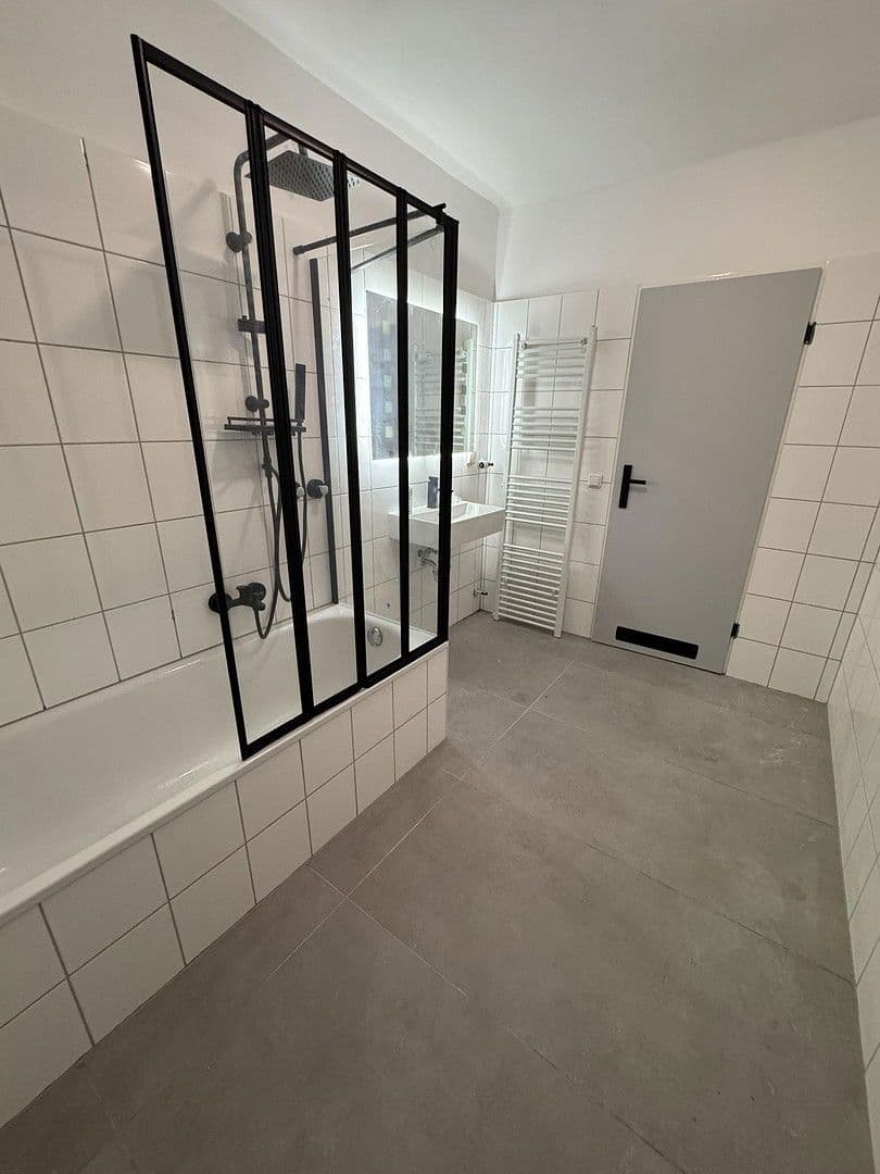 Pronájem bytu 3+1 88 m², Fontanestr. 5, Lüdenscheid, Severní Porýní-Vestfálsko Pronájem bytu 3+1 88 m², Fontanestr. 5, Lüdenscheid, Severní Porýní-Vestfálsko