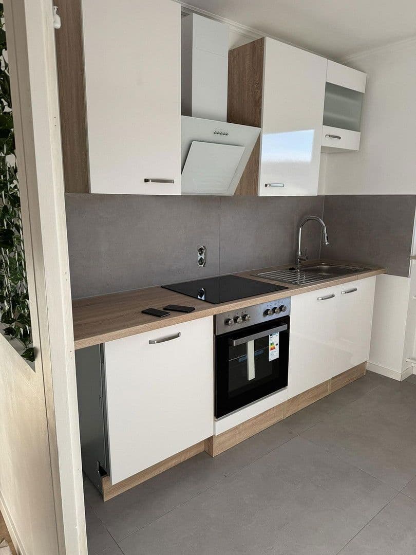 Pronájem bytu 3+1 88 m², Fontanestr. 5, Lüdenscheid, Severní Porýní-Vestfálsko Pronájem bytu 3+1 88 m², Fontanestr. 5, Lüdenscheid, Severní Porýní-Vestfálsko