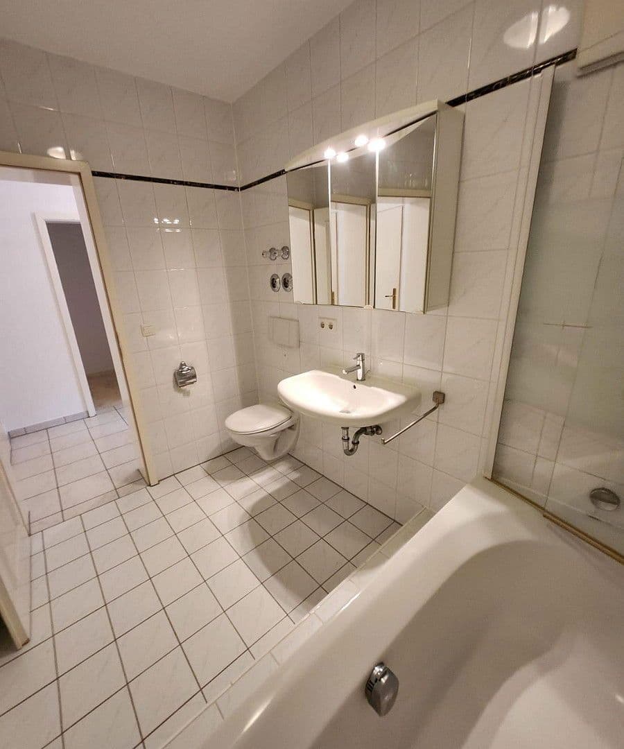 Prodej bytu 2+1 59 m², Isarweg 1, Unterföhring, Bavorsko Prodej bytu 2+1 59 m², Isarweg 1, Unterföhring, Bavorsko