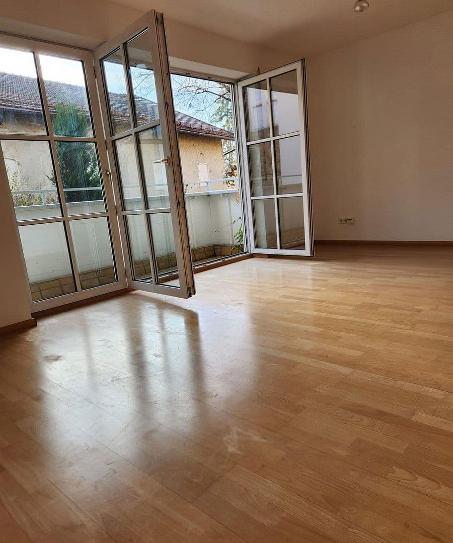 Prodej bytu 2+1 59 m², Isarweg 1, Unterföhring, Bavorsko Prodej bytu 2+1 59 m², Isarweg 1, Unterföhring, Bavorsko