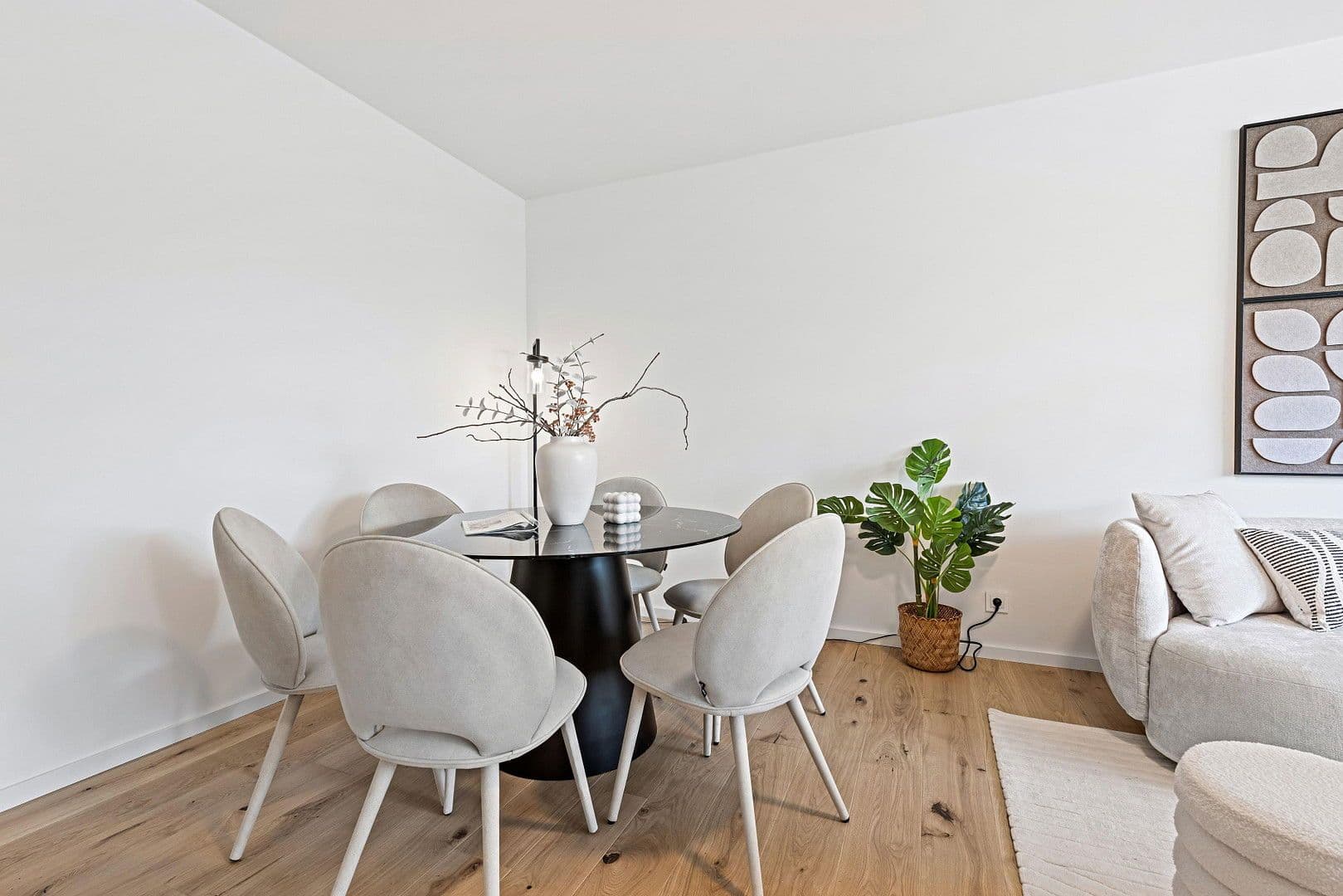 Prodej bytu 3+1 88 m², Emil-Kraft-Gasse 13, Baden, Dolní Rakousko Prodej bytu 3+1 88 m², Emil-Kraft-Gasse 13, Baden, Dolní Rakousko