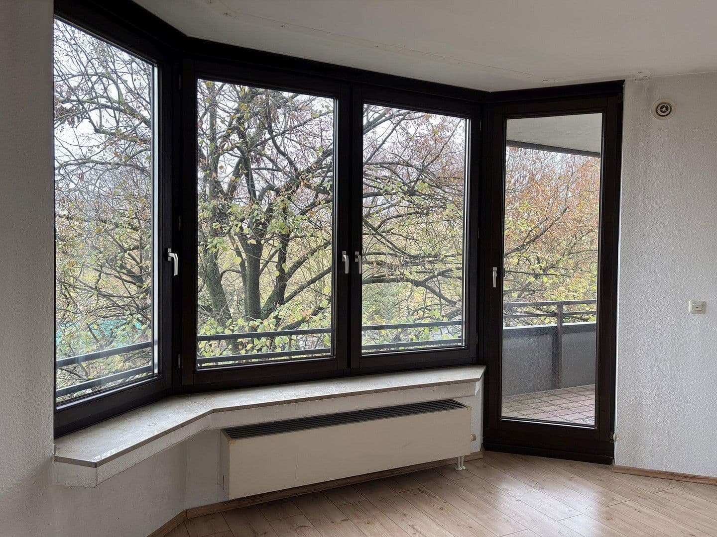 Pronájem bytu 2+1 61 m², Köln, Severní Porýní-Vestfálsko Pronájem bytu 2+1 61 m², Köln, Severní Porýní-Vestfálsko