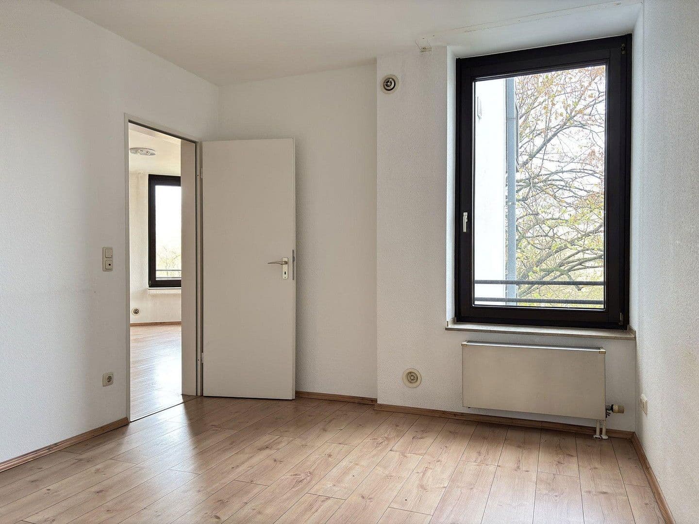 Pronájem bytu 2+1 61 m², Köln, Severní Porýní-Vestfálsko Pronájem bytu 2+1 61 m², Köln, Severní Porýní-Vestfálsko