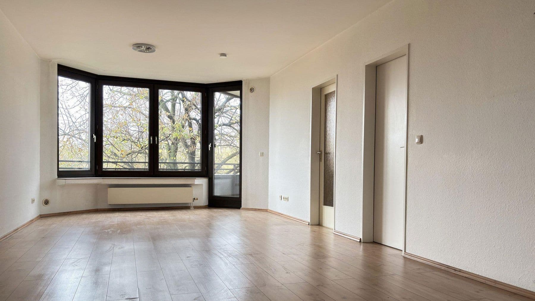 Pronájem bytu 2+1 61 m², Köln, Severní Porýní-Vestfálsko Pronájem bytu 2+1 61 m², Köln, Severní Porýní-Vestfálsko