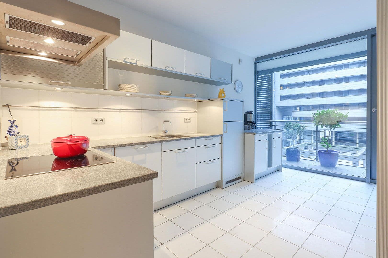 Prodej bytu 3+1 116 m², Berlin, Berlín Prodej bytu 3+1 116 m², Berlin, Berlín