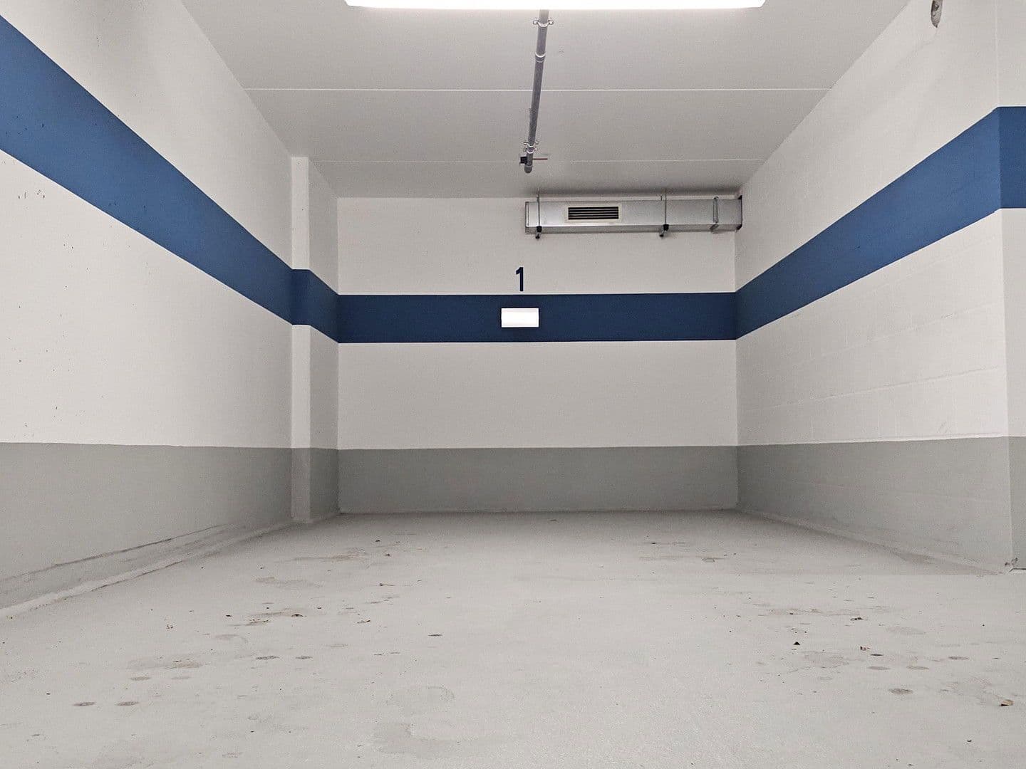 Prodej bytu 3+1 116 m², Berlin, Berlín Prodej bytu 3+1 116 m², Berlin, Berlín