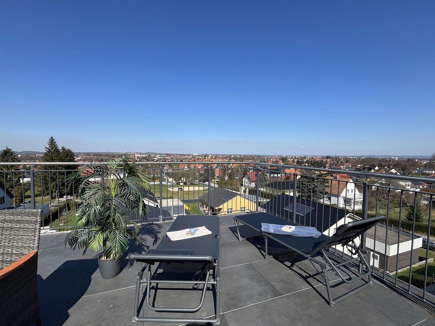 Pronájem bytu 3+kk 115 m², Schlaurother Str. 10, Zhořelec, Sasko Pronájem bytu 3+kk 115 m², Schlaurother Str. 10, Zhořelec, Sasko