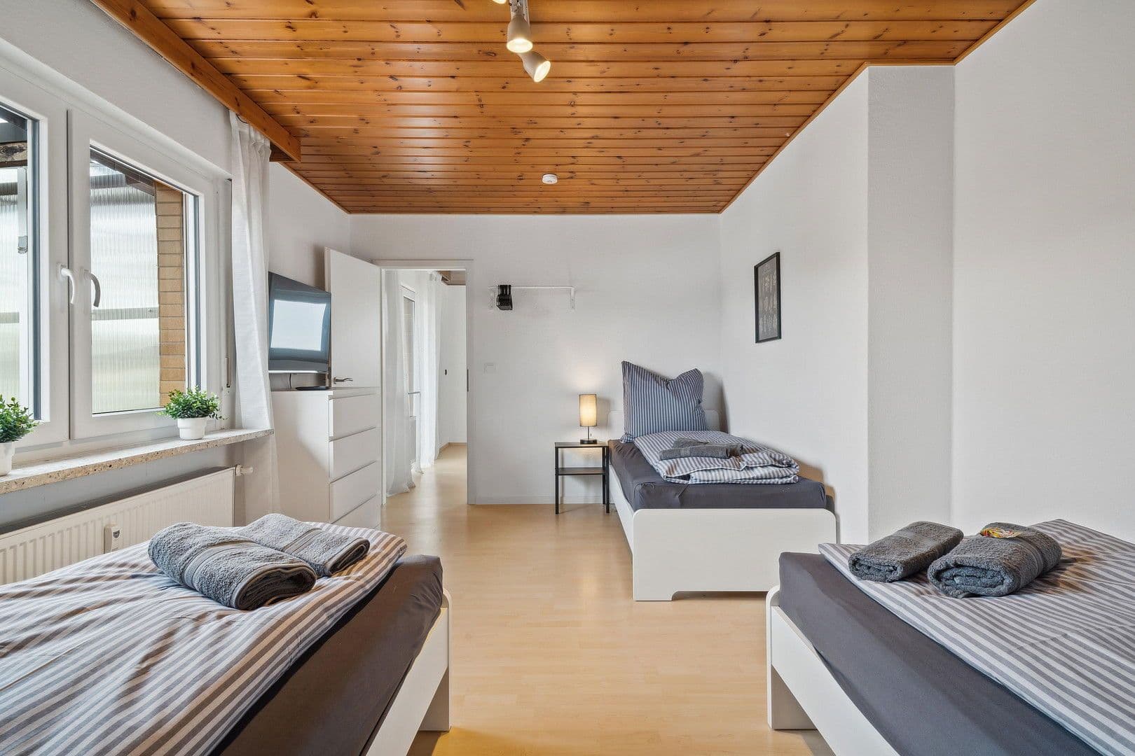 Prodej domu 150 m², pozemek 575 m², Riedstraße 13, Groß-Gerau, Hessen Prodej domu 150 m², pozemek 575 m², Riedstraße 13, Groß-Gerau, Hessen