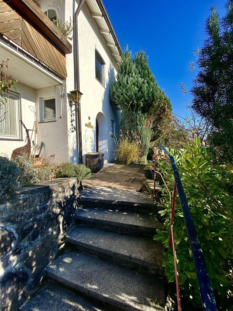 Prodej domu 125 m², pozemek 866 m², Obere Zeiselbergstraße 23, Schwäbisch Gmünd, Bádensko-Württembersko Prodej domu 125 m², pozemek 866 m², Obere Zeiselbergstraße 23, Schwäbisch Gmünd, Bádensko-Württembersko