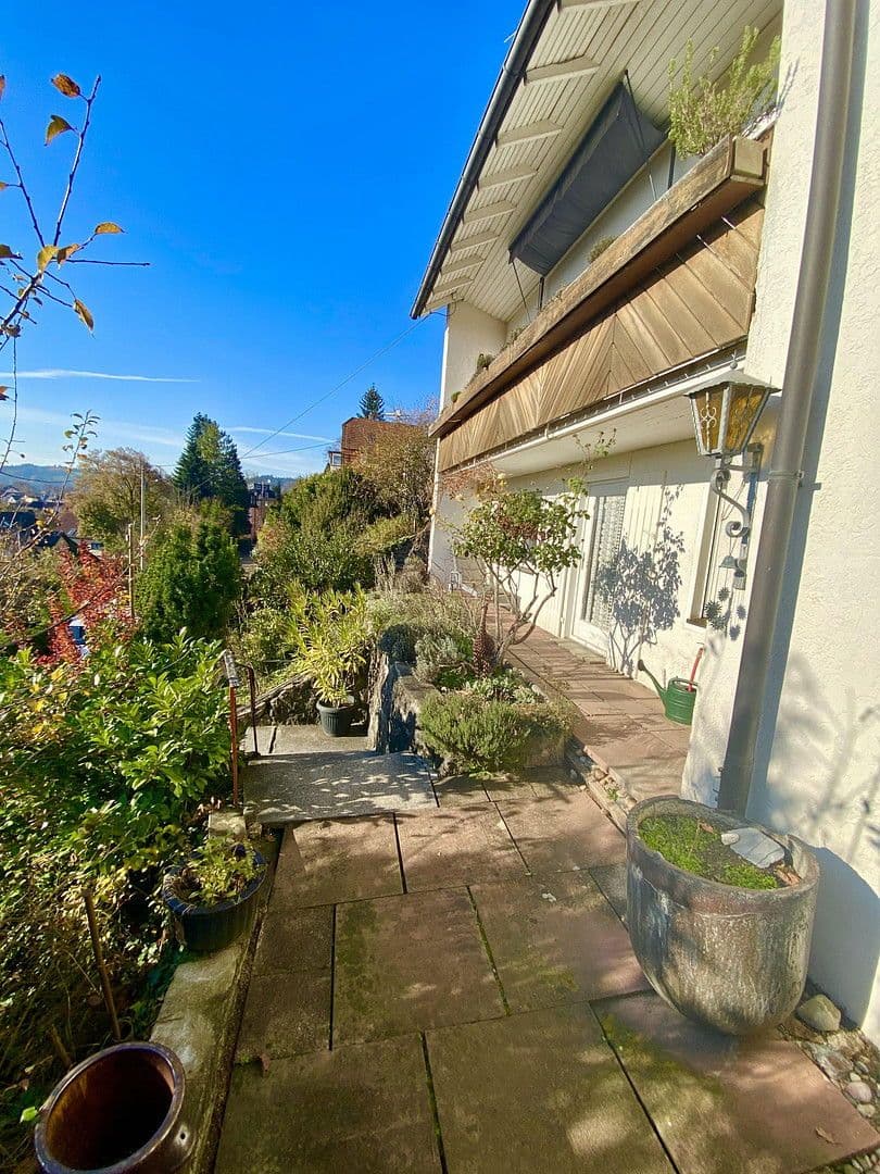 Prodej domu 125 m², pozemek 866 m², Obere Zeiselbergstraße 23, Schwäbisch Gmünd, Bádensko-Württembersko Prodej domu 125 m², pozemek 866 m², Obere Zeiselbergstraße 23, Schwäbisch Gmünd, Bádensko-Württembersko