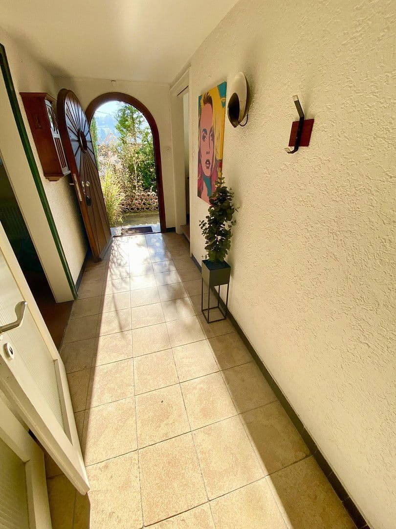 Prodej domu 125 m², pozemek 866 m², Obere Zeiselbergstraße 23, Schwäbisch Gmünd, Bádensko-Württembersko Prodej domu 125 m², pozemek 866 m², Obere Zeiselbergstraße 23, Schwäbisch Gmünd, Bádensko-Württembersko