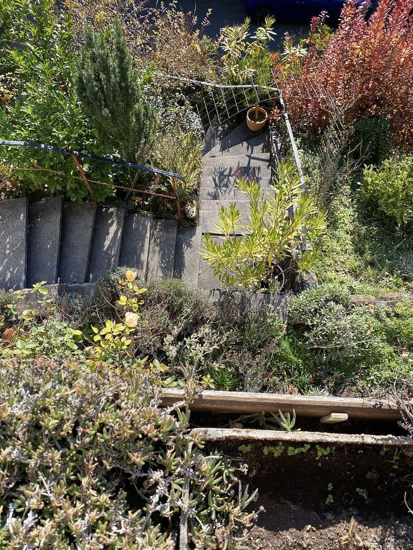 Prodej domu 125 m², pozemek 866 m², Obere Zeiselbergstraße 23, Schwäbisch Gmünd, Bádensko-Württembersko Prodej domu 125 m², pozemek 866 m², Obere Zeiselbergstraße 23, Schwäbisch Gmünd, Bádensko-Württembersko