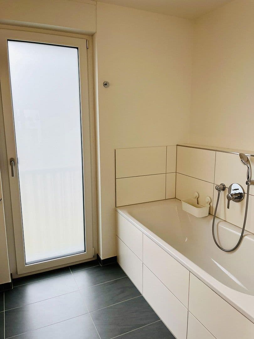 Prodej bytu 4+1 102 m², Waldbronn, Bádensko-Württembersko Prodej bytu 4+1 102 m², Waldbronn, Bádensko-Württembersko