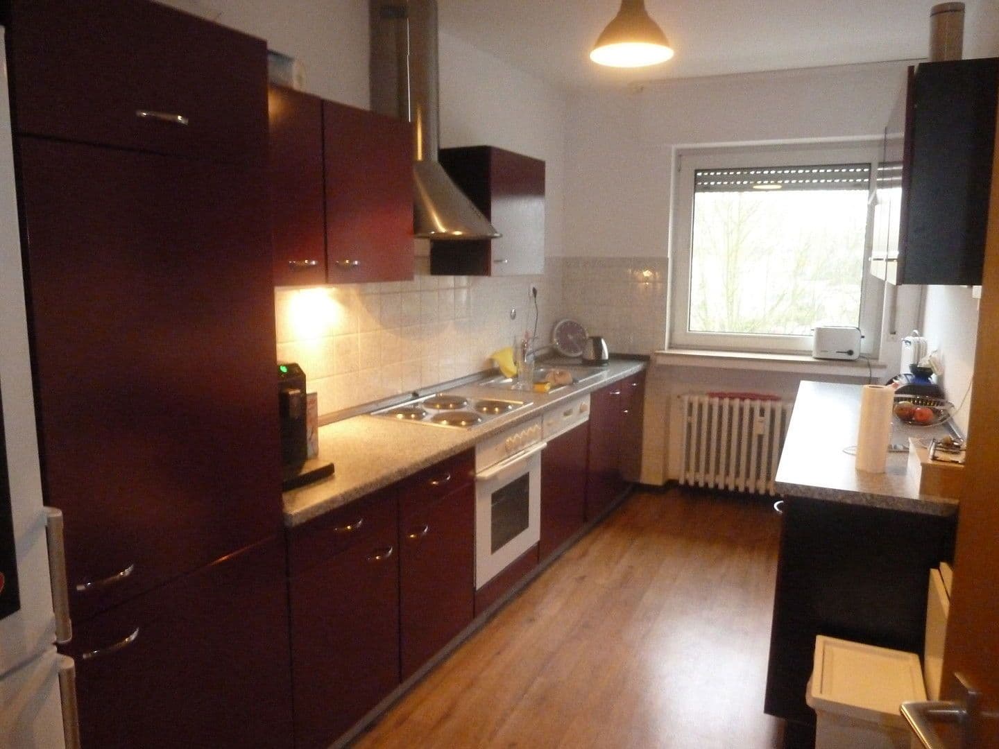 Pronájem bytu 3+1 80 m², Bonn, Severní Porýní-Vestfálsko Pronájem bytu 3+1 80 m², Bonn, Severní Porýní-Vestfálsko