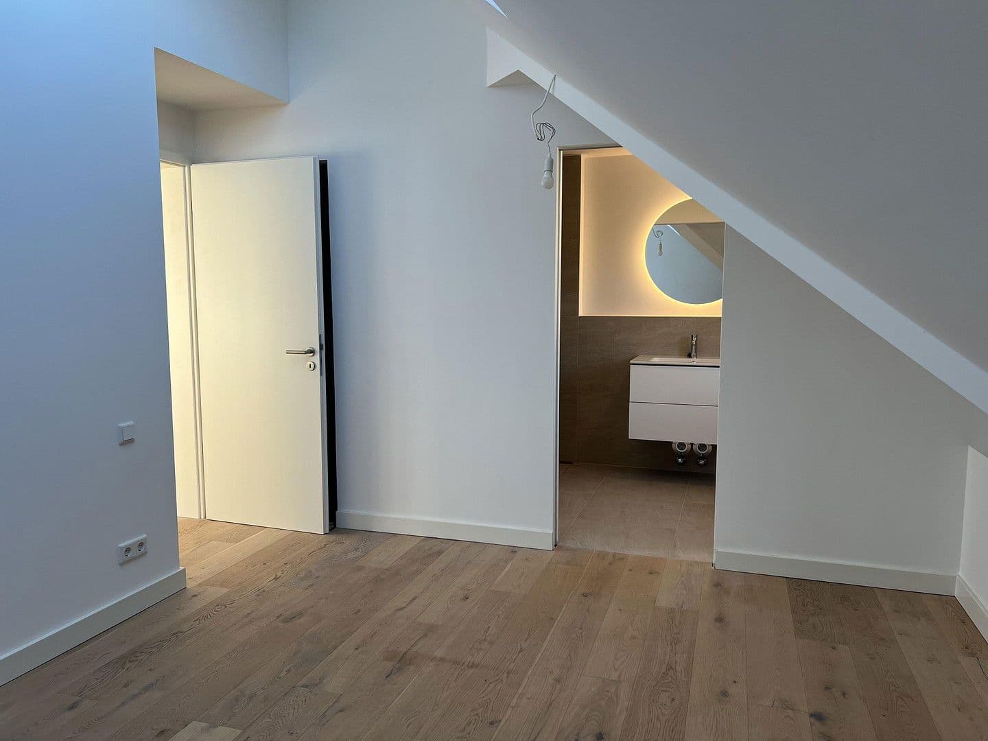 Prodej bytu 3+1 101 m², Planegg, Bavorsko Prodej bytu 3+1 101 m², Planegg, Bavorsko