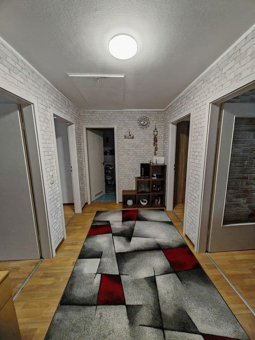 Pronájem bytu 3+1 71 m², Rothlindenstr. 9a, Schwandorf, Bavorsko Pronájem bytu 3+1 71 m², Rothlindenstr. 9a, Schwandorf, Bavorsko