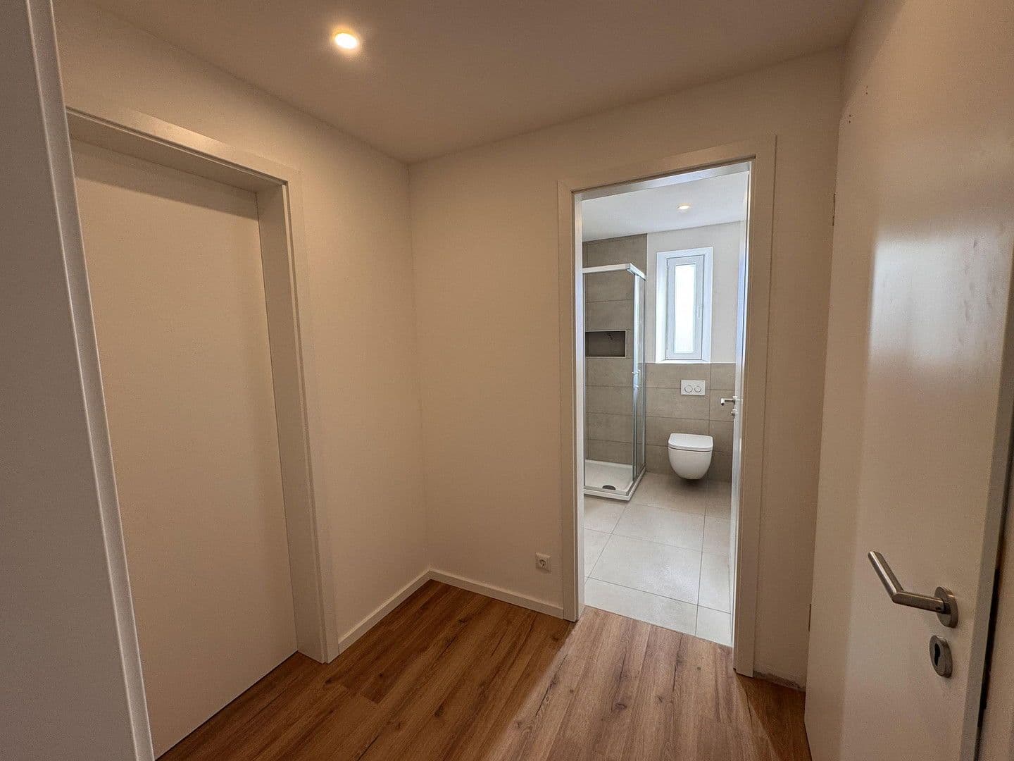 Pronájem bytu 2+kk 50 m², Miltenbergstraße 18, Augsburg, Bavorsko Pronájem bytu 2+kk 50 m², Miltenbergstraße 18, Augsburg, Bavorsko