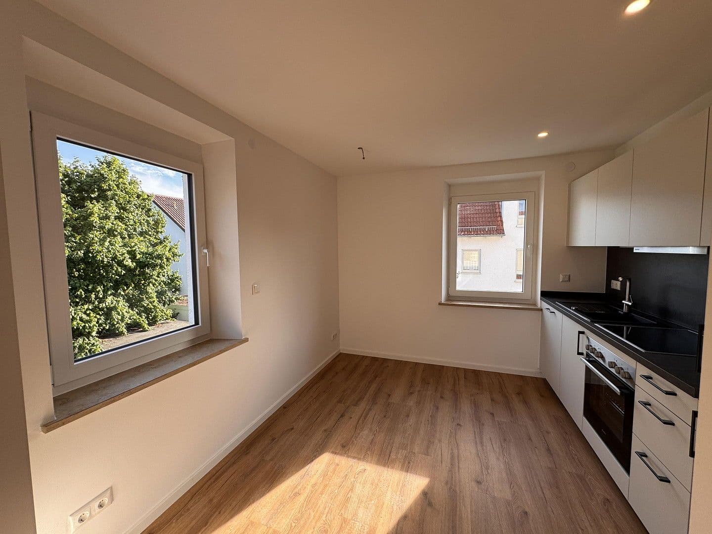 Pronájem bytu 2+kk 50 m², Miltenbergstraße 18, Augsburg, Bavorsko Pronájem bytu 2+kk 50 m², Miltenbergstraße 18, Augsburg, Bavorsko