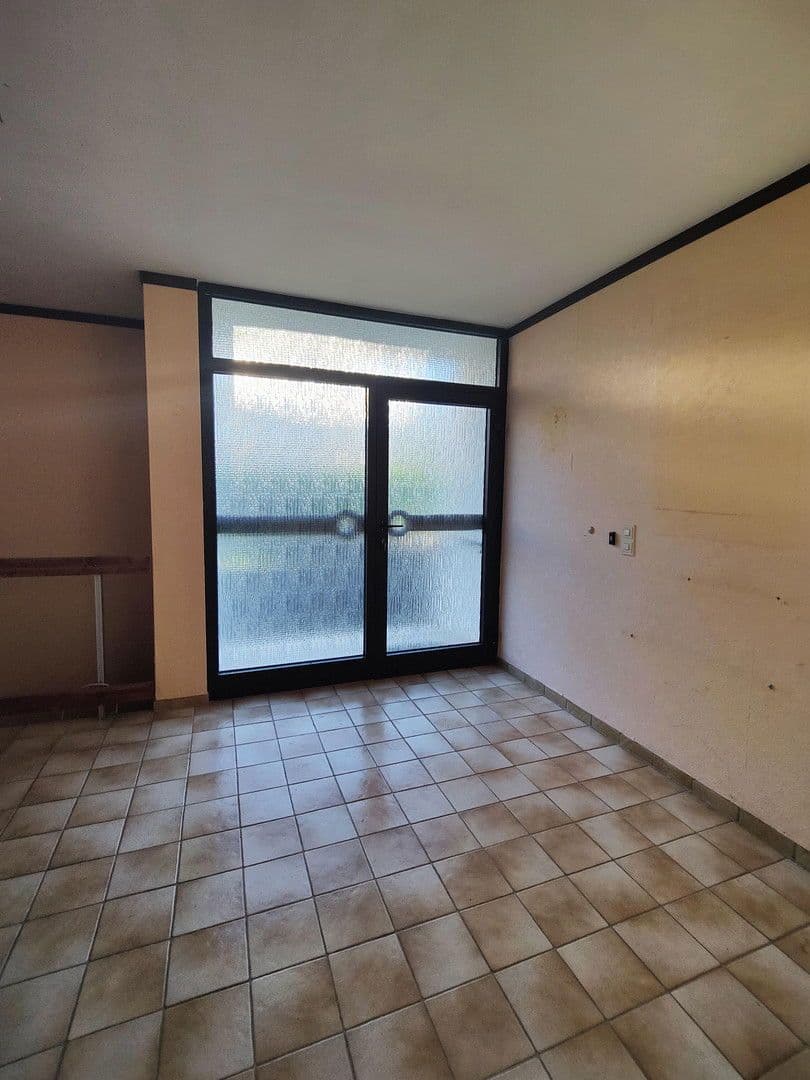 Prodej domu 120 m², pozemek 352 m², Budenheim, Porýní-Falc Prodej domu 120 m², pozemek 352 m², Budenheim, Porýní-Falc