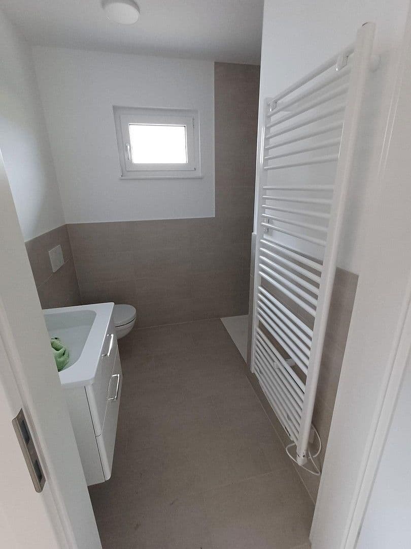 Pronájem domu 97 m², pozemek 564 m², Gerasdorf bei Wien (Oberlisse), Dolní Rakousko Pronájem domu 97 m², pozemek 564 m², Gerasdorf bei Wien (Oberlisse), Dolní Rakousko