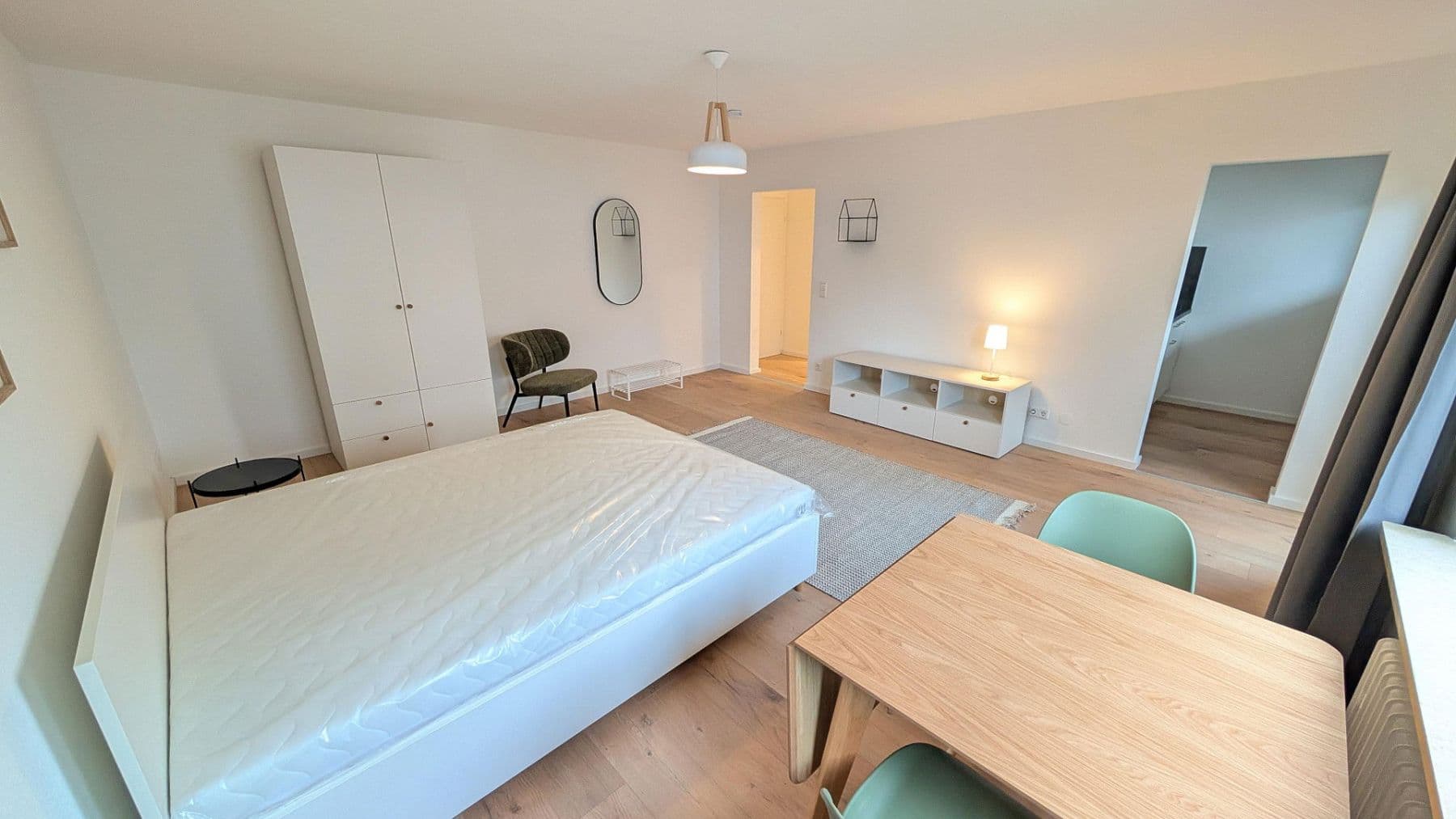 Pronájem bytu 1+1 39 m², Wimpfener Straße 15, Neckarsulm, Bádensko-Württembersko Pronájem bytu 1+1 39 m², Wimpfener Straße 15, Neckarsulm, Bádensko-Württembersko