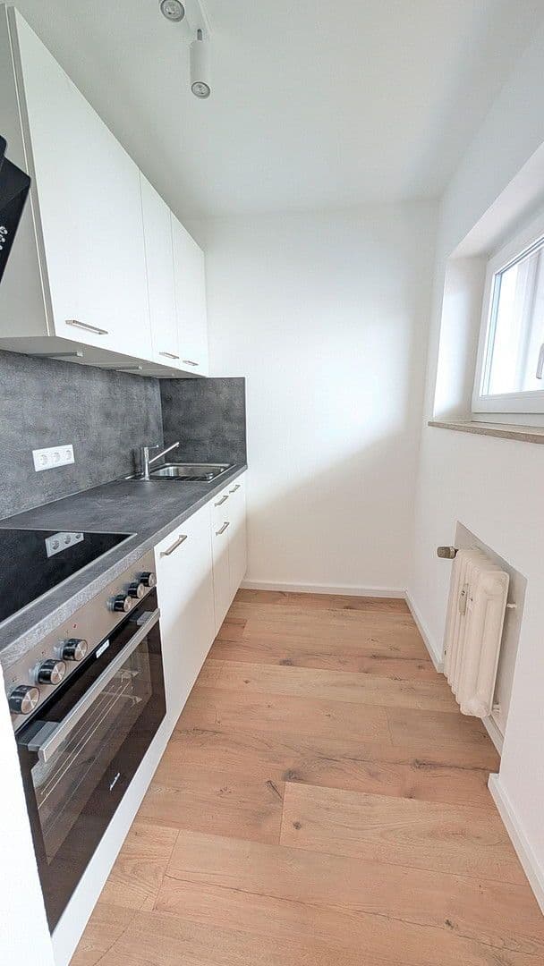 Pronájem bytu 1+1 39 m², Wimpfener Straße 15, Neckarsulm, Bádensko-Württembersko Pronájem bytu 1+1 39 m², Wimpfener Straße 15, Neckarsulm, Bádensko-Württembersko