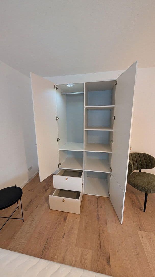 Pronájem bytu 1+1 39 m², Wimpfener Straße 15, Neckarsulm, Bádensko-Württembersko Pronájem bytu 1+1 39 m², Wimpfener Straße 15, Neckarsulm, Bádensko-Württembersko